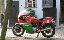 Ducati Mike Hailwood Replica MHR rental hire motorcycle touring holiday - to the Nurburgring